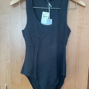 BNWT Good American Black Sleeveless Ribbed Bodysuit size M